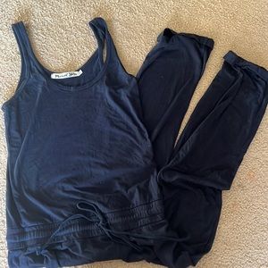 Michael stars navy jumper size small